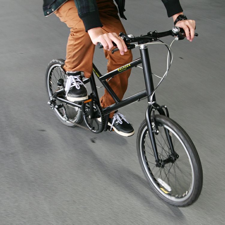 BV-207 WACHSEN(ヴァクセン) 20インチアルミコンパクト サイクル7段